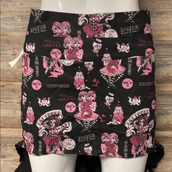 Too Fast Cirque Hustle Bustle Mini Skirt NWT - Picture 2 of 3